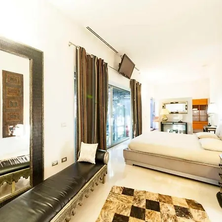 Apartman Luxury 4 Bedroom Milánó