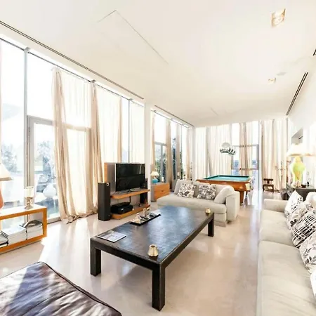 Apartman Luxury 4 Bedroom Milánó